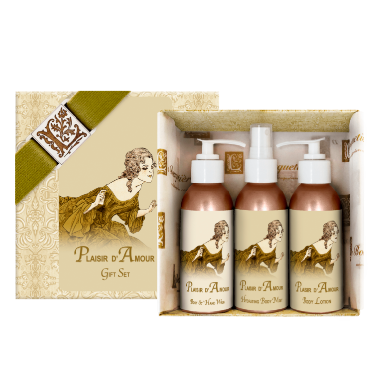 Plaisir d'Amour Gift Set 4oz. ea.